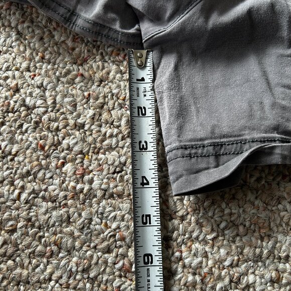 Shorts - Picture 5 of 5